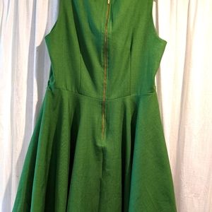 Closet London Flared dress in green